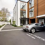 Architectural Urban Diamond